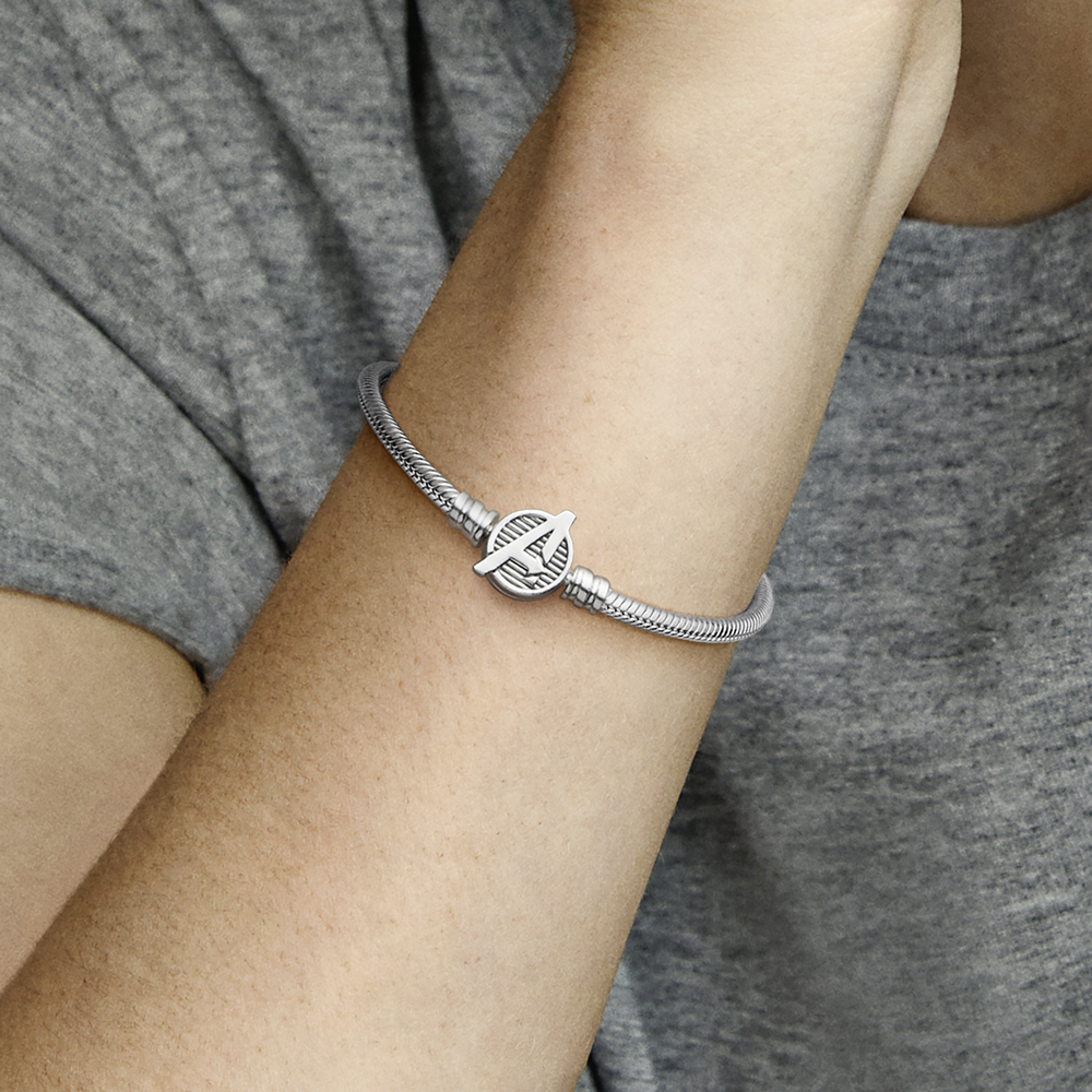 Pandora Moments Marvel The Avengers Logo Clasp Snake Chain Bracelet